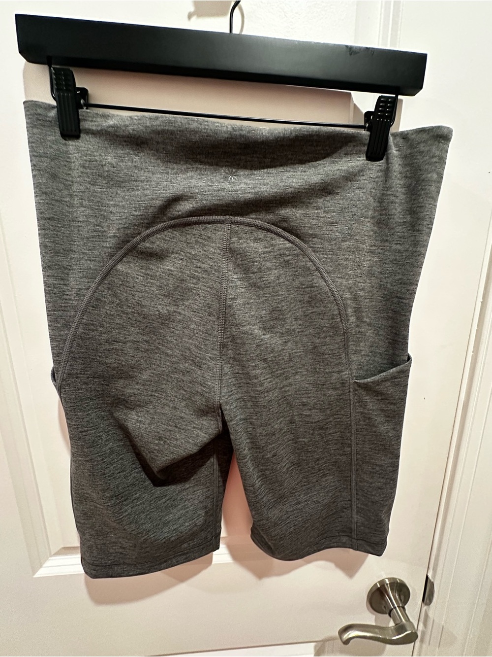 Athleta Ultimate Stash Pocket 9” Biker Shorts | Charcoal Gray | L - Picture 2 of 5